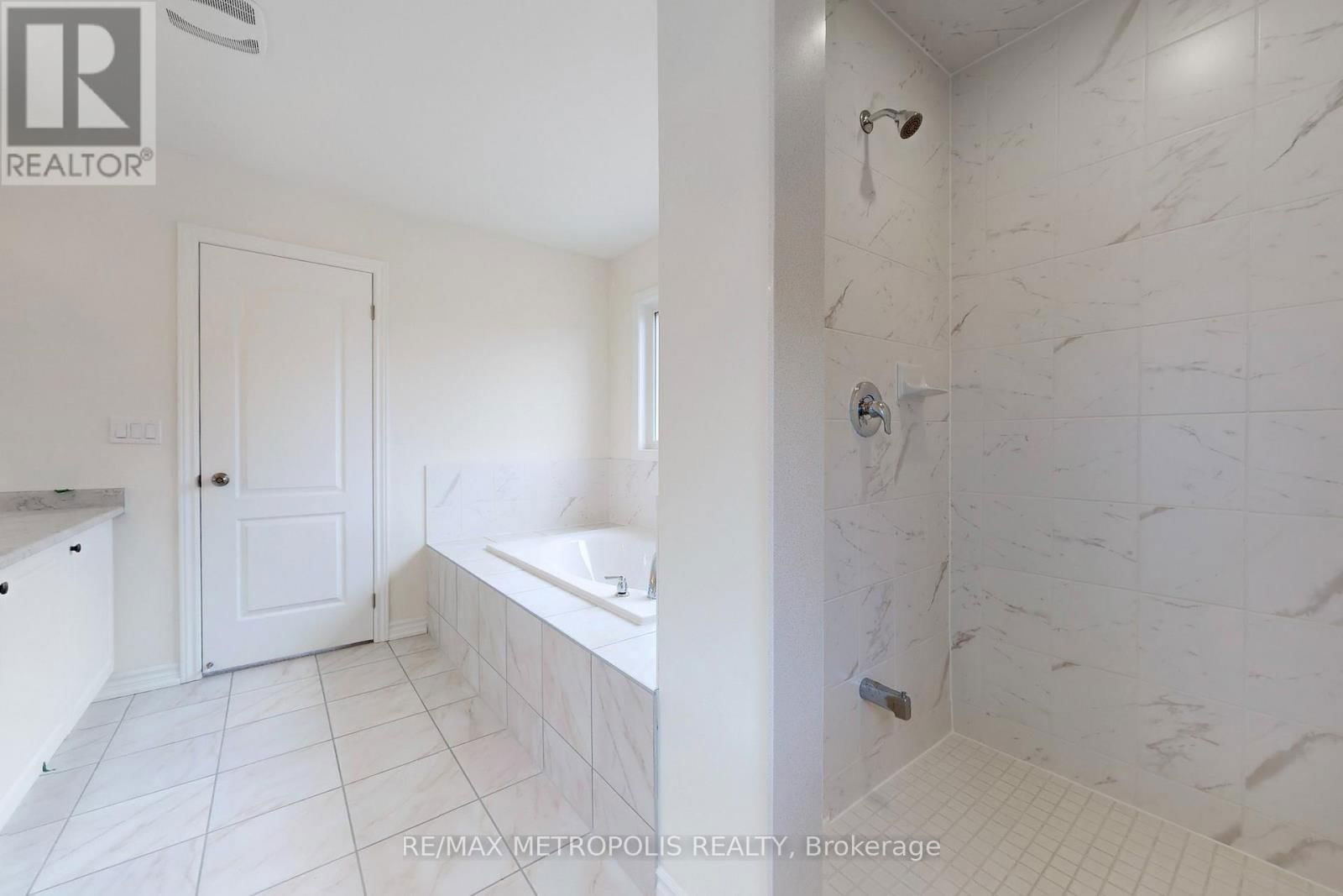 167 HAWKINS STREET Image 29