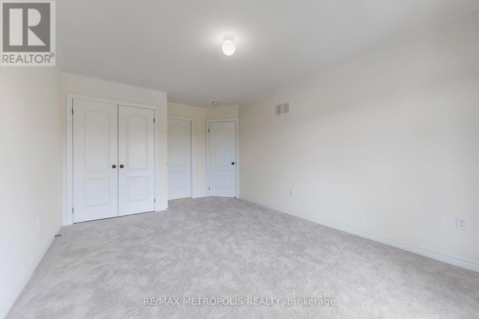 167 HAWKINS STREET Image 33