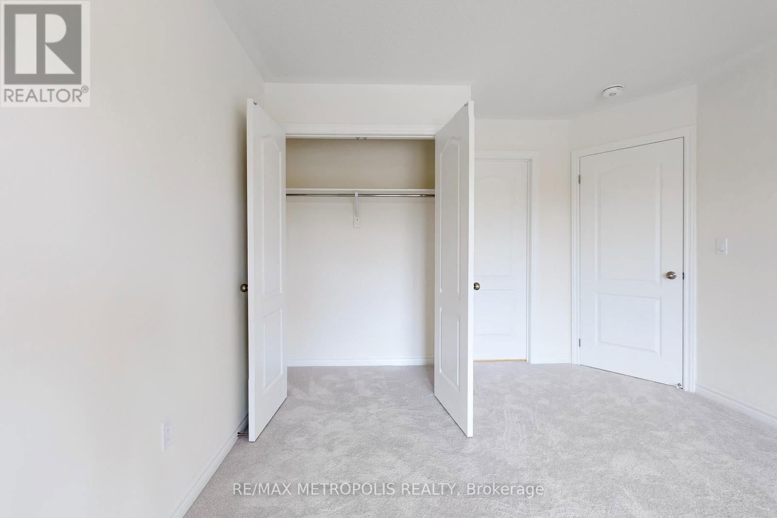 167 HAWKINS STREET Image 34