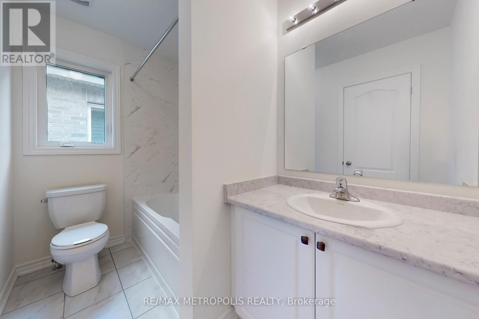 167 HAWKINS STREET Image 35