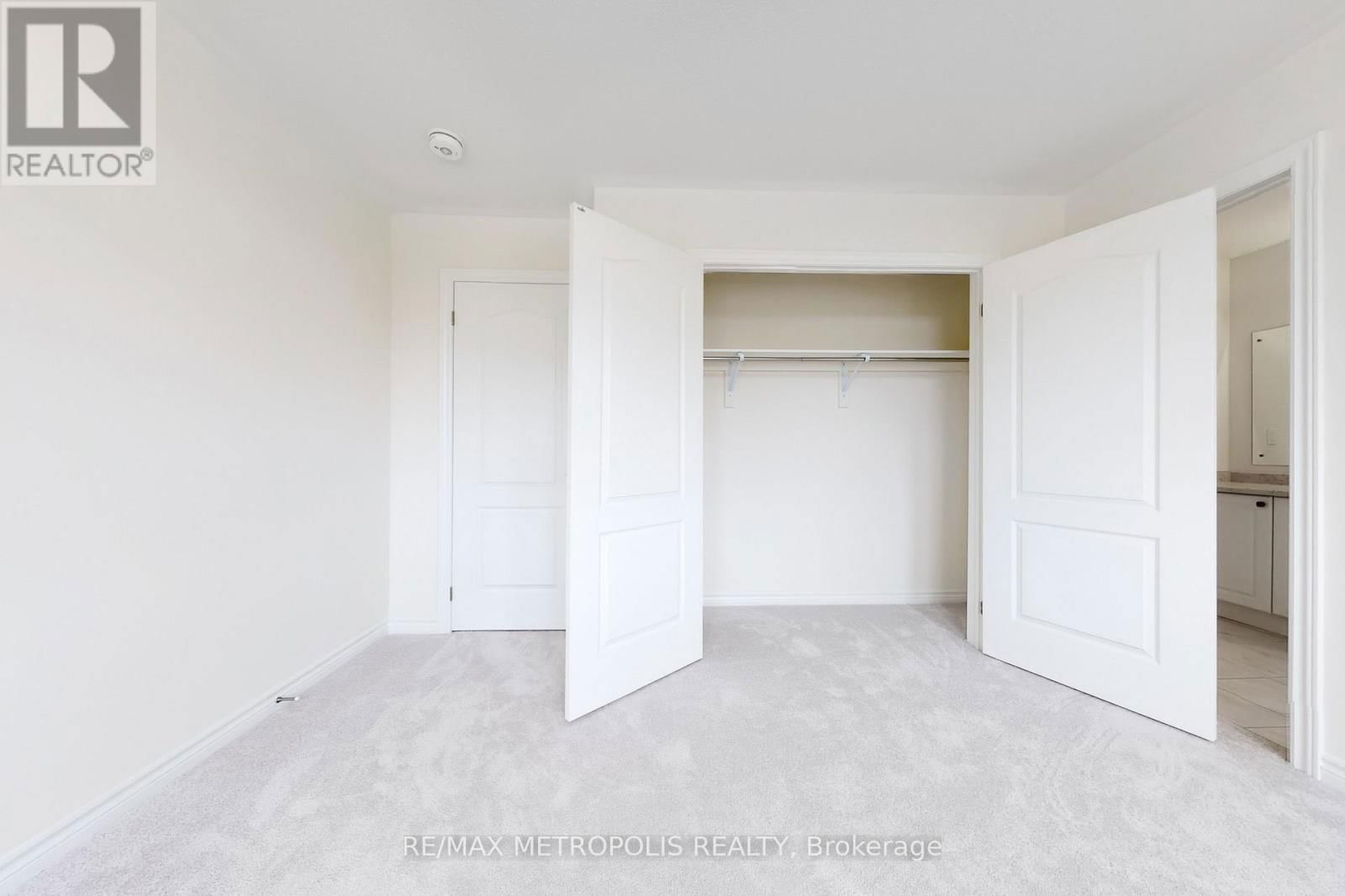 167 HAWKINS STREET Image 39