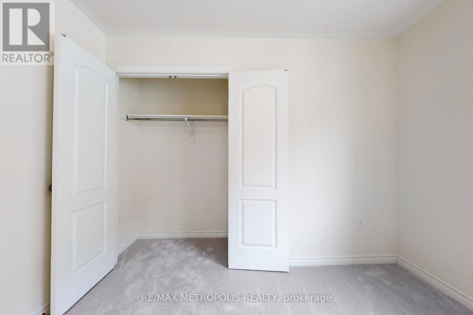 167 HAWKINS STREET Image 46
