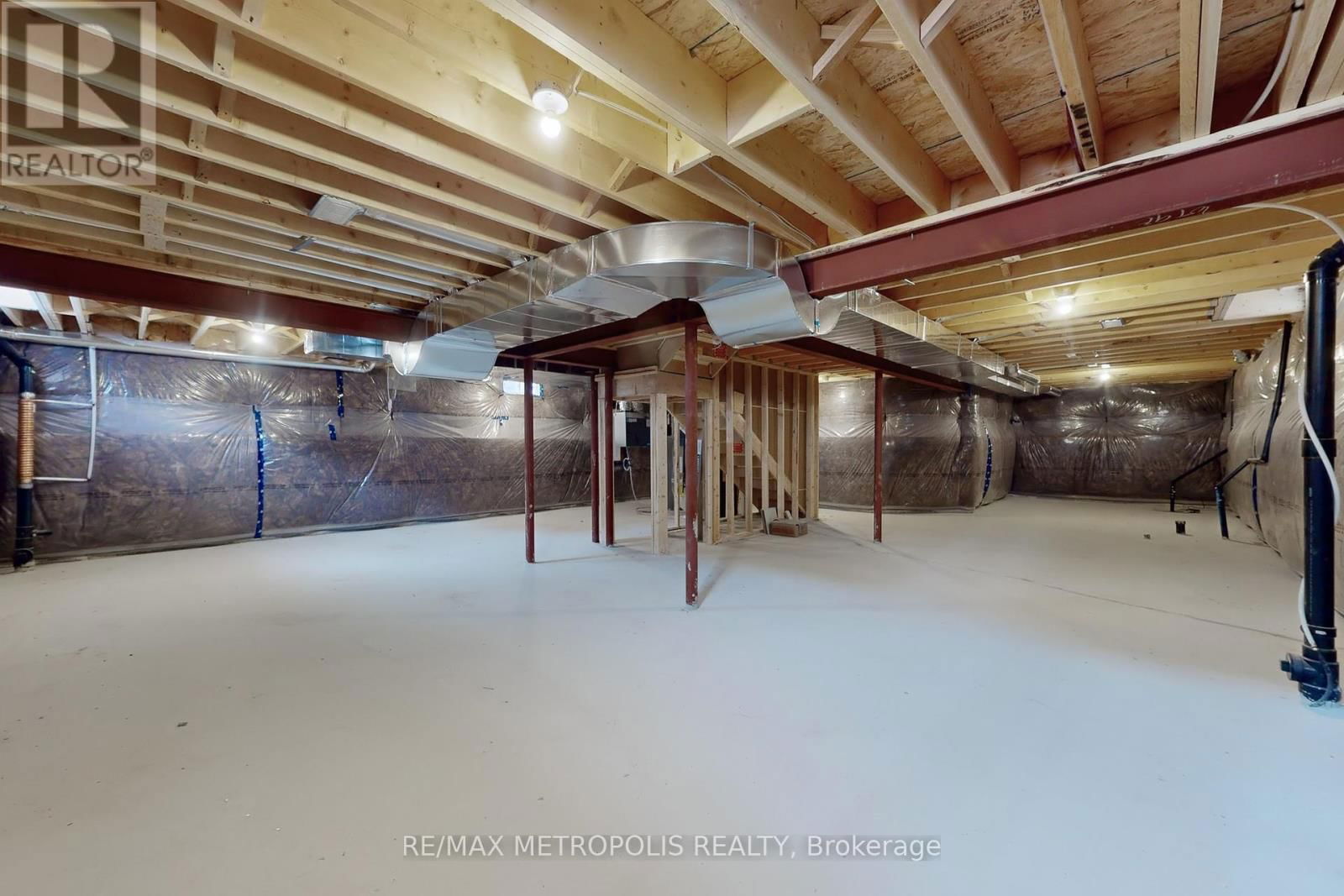 167 HAWKINS STREET Image 48