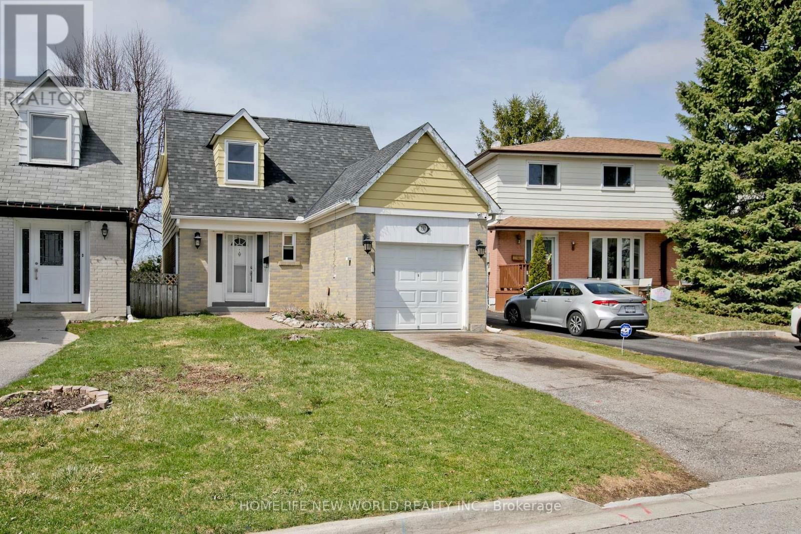737 PAM CRESCENT Image 2