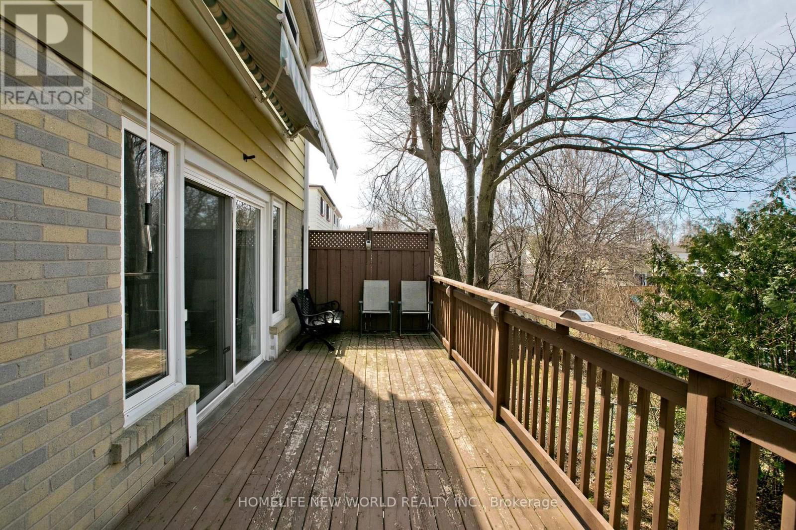 737 PAM CRESCENT Image 26