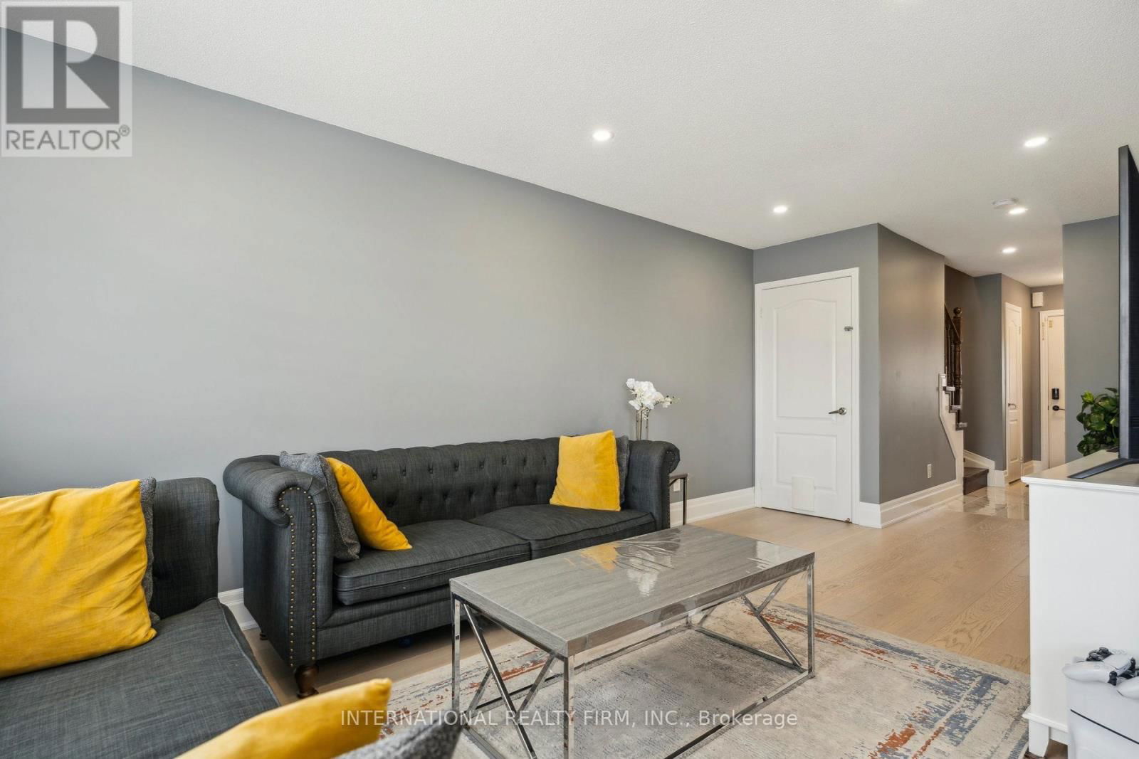 1415 BENSON STREET Image 12