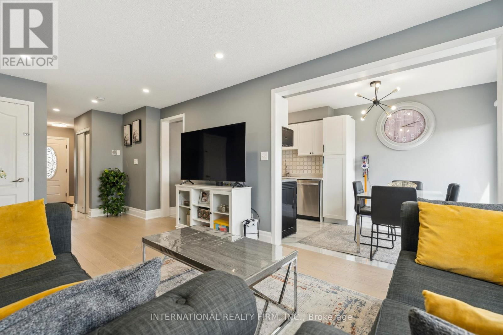 1415 BENSON STREET Image 13