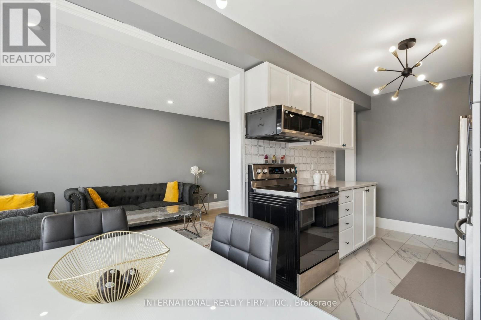 1415 BENSON STREET Image 18