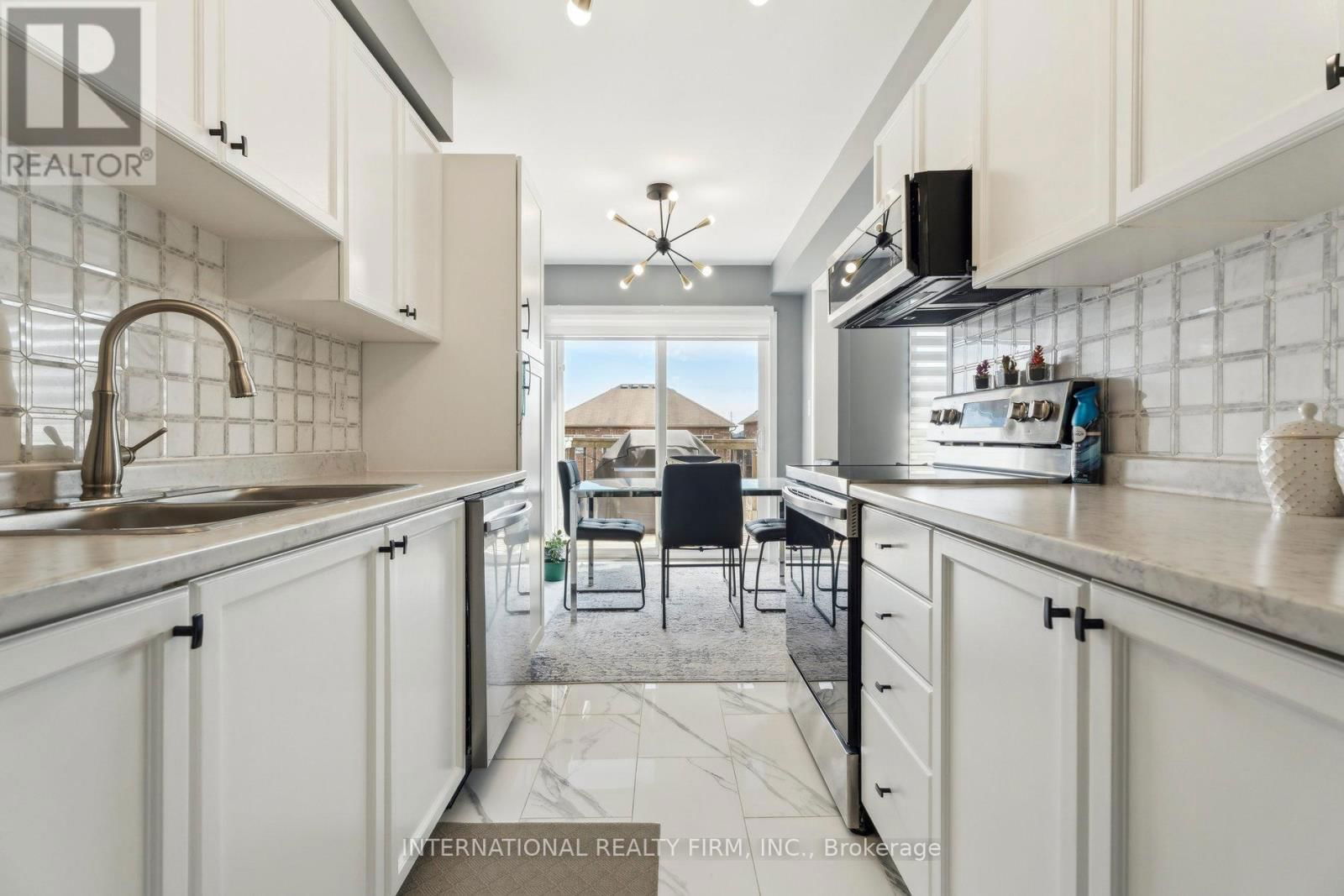 1415 BENSON STREET Image 21