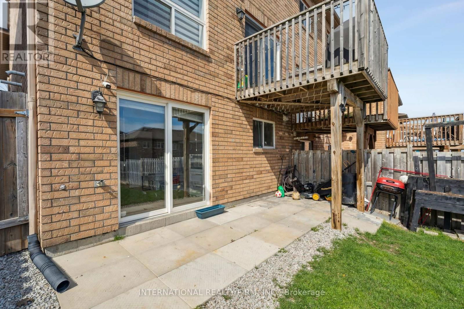 1415 BENSON STREET Image 39
