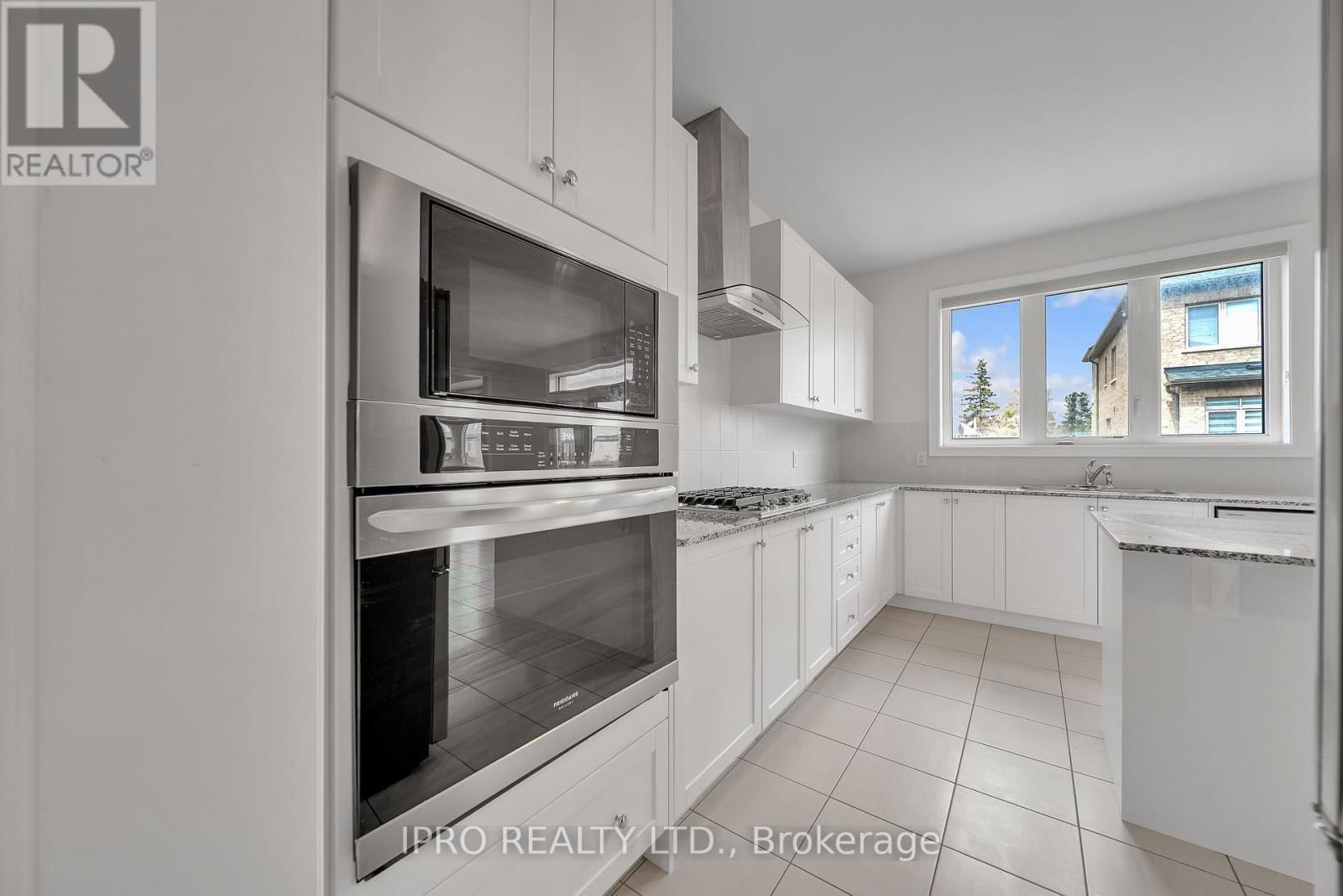 94 CANARD DRIVE Image 12