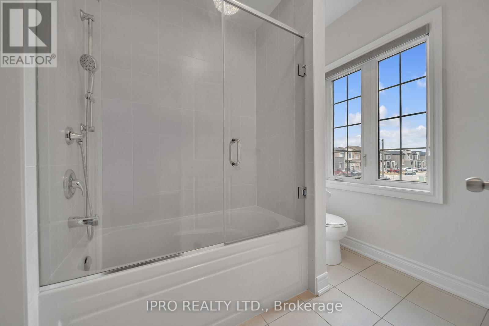 94 CANARD DRIVE Image 25