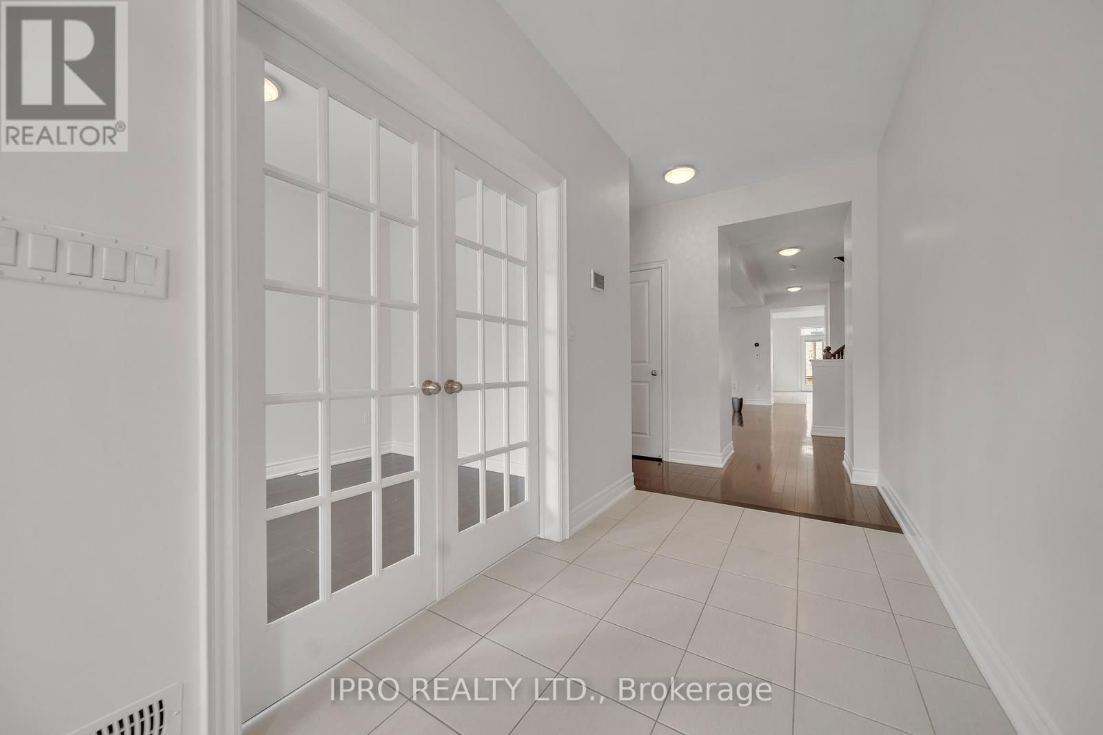 94 CANARD DRIVE Image 6