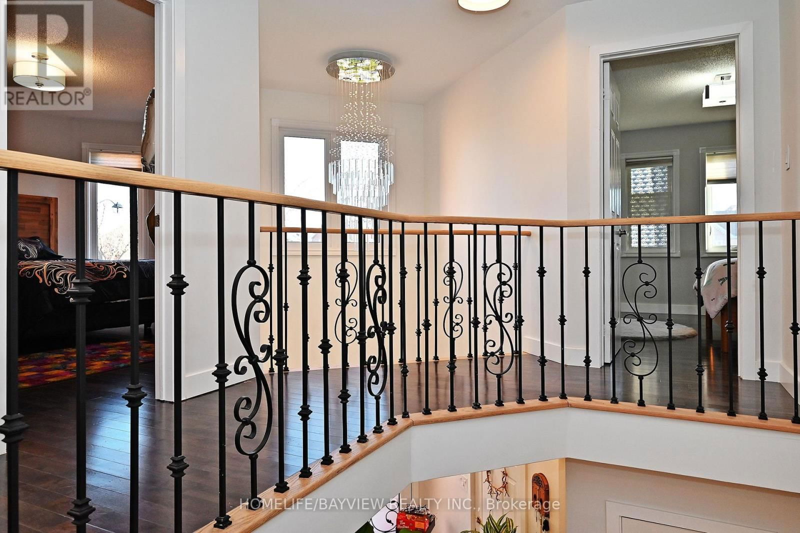 26 SANDFIELD DRIVE Image 19