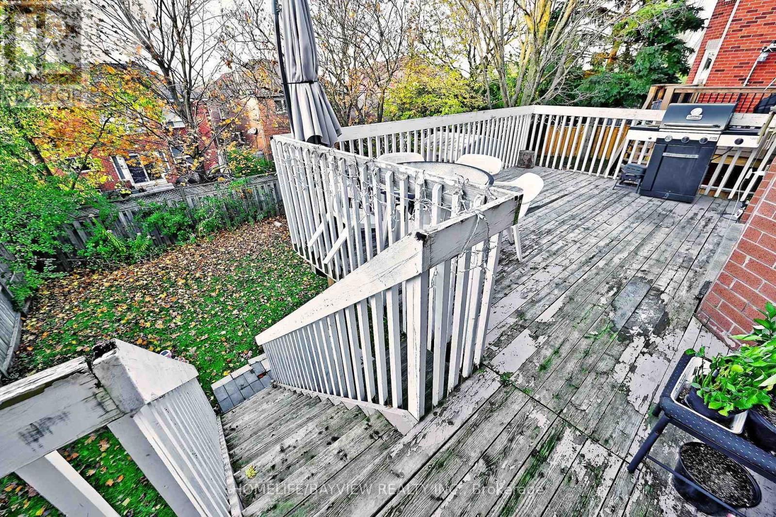 26 SANDFIELD DRIVE Image 42