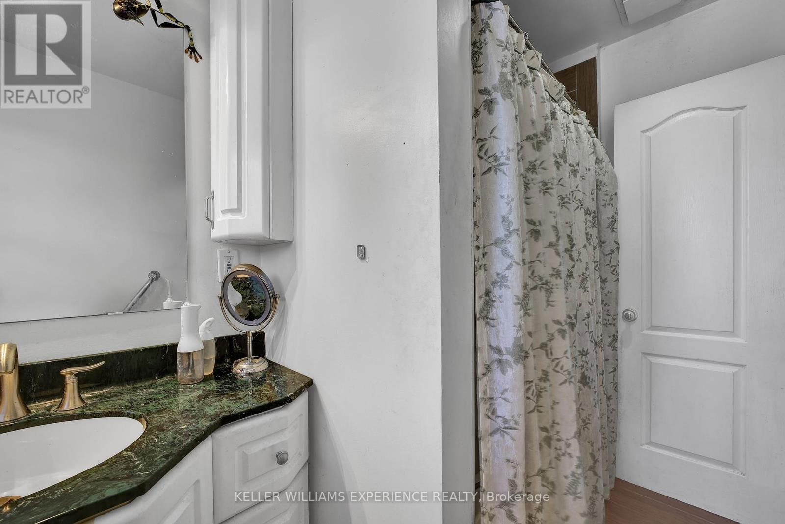 7925 10 COUNTY ROAD Image 13