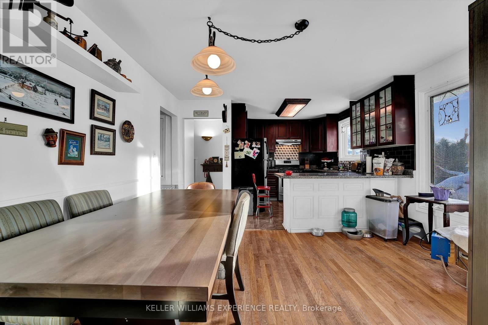 7925 10 COUNTY ROAD Image 9