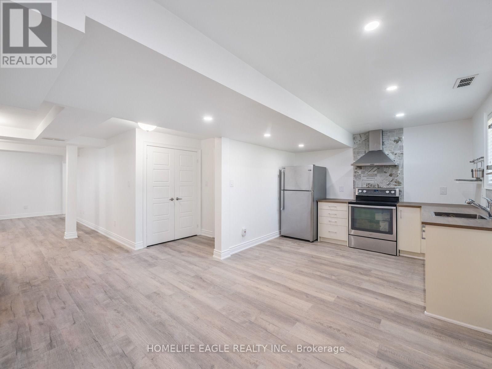 2049 KATE AVENUE Image 15