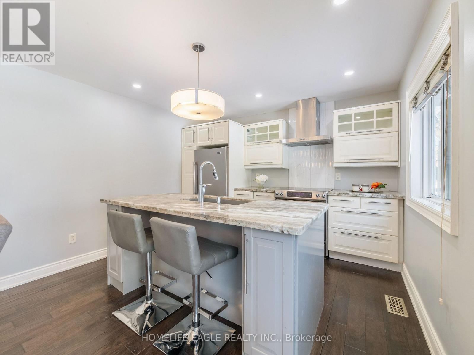 2049 KATE AVENUE Image 5
