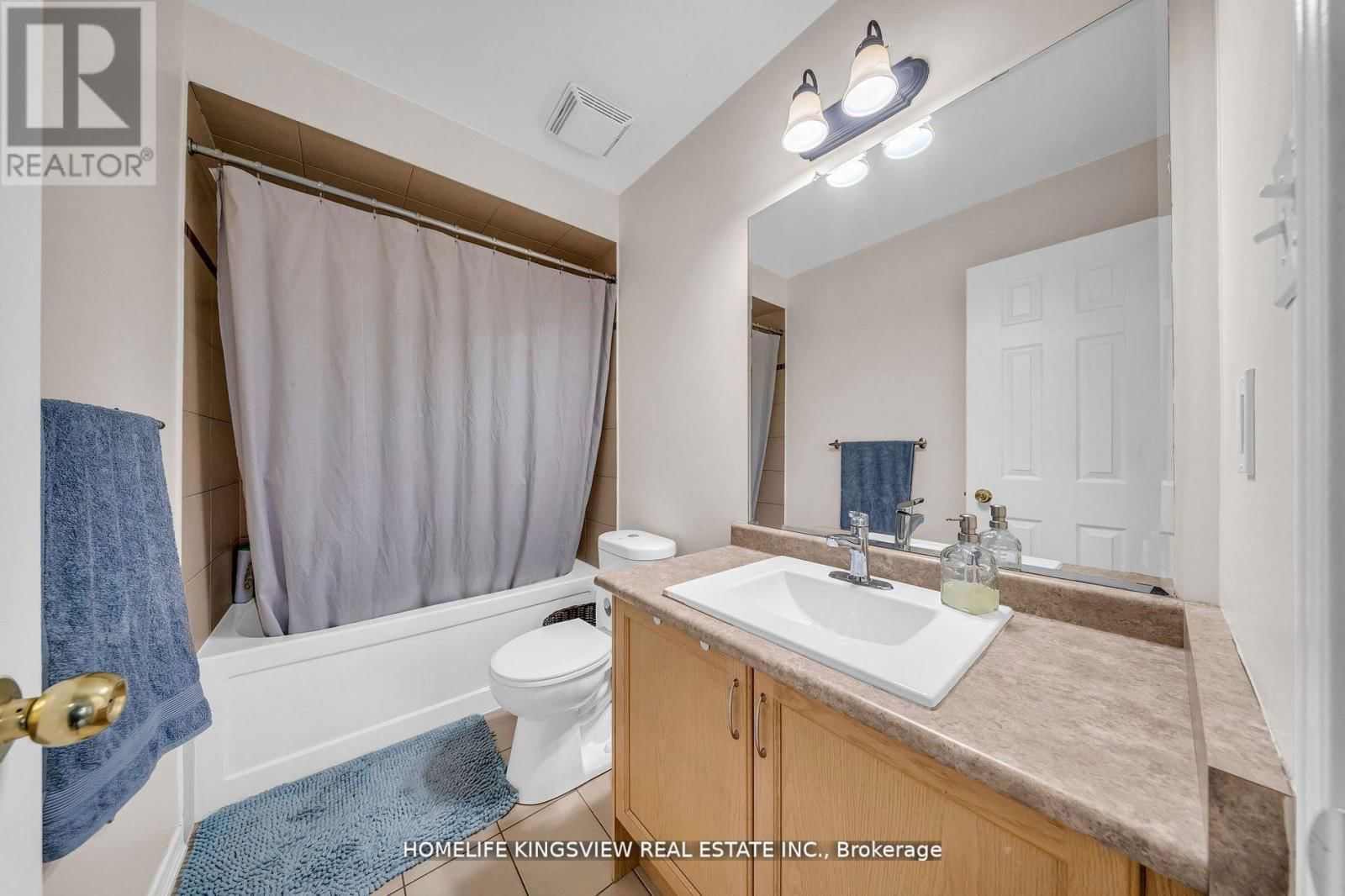 241 CANADA DRIVE Image 25