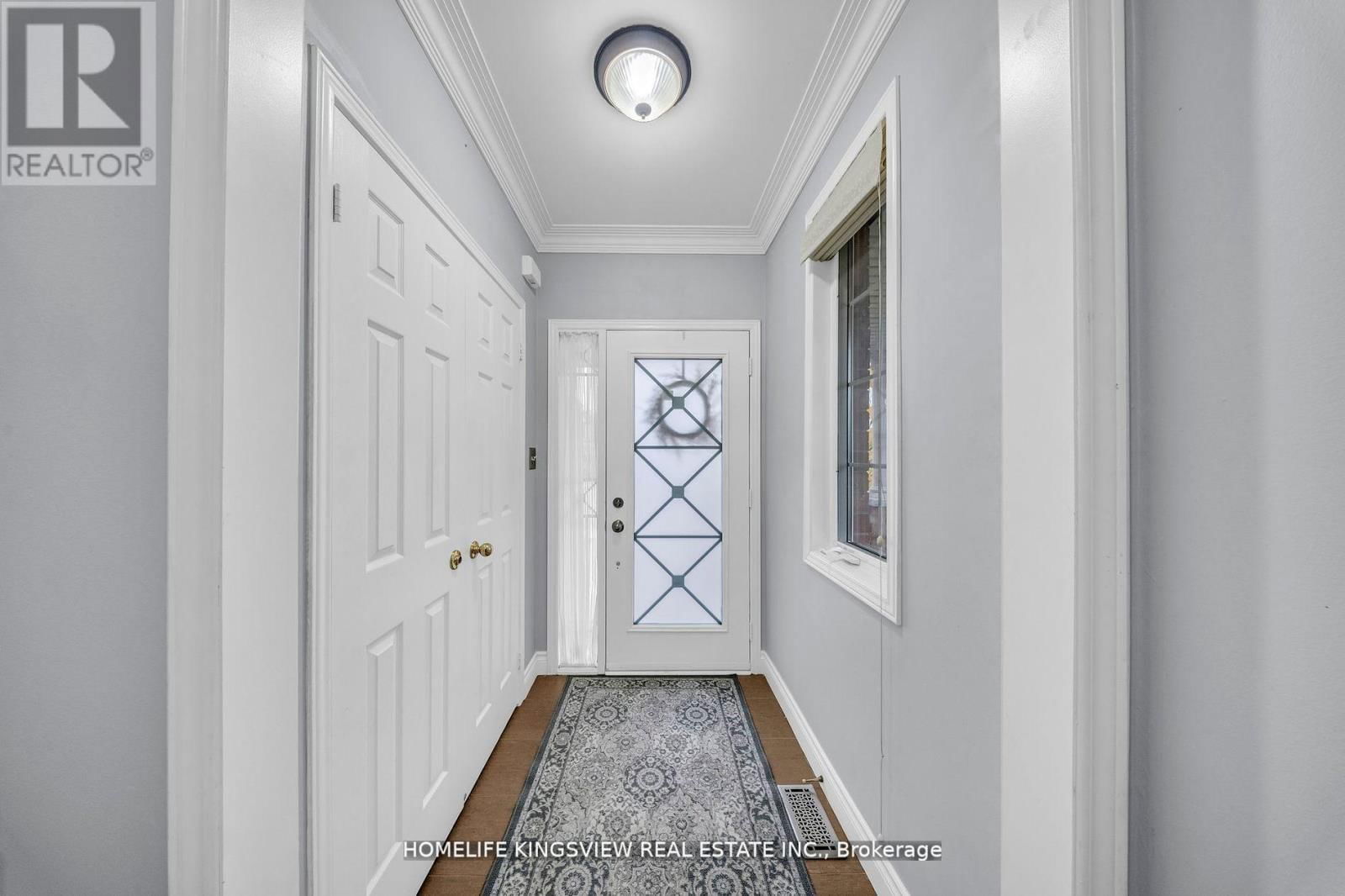 241 CANADA DRIVE Image 6