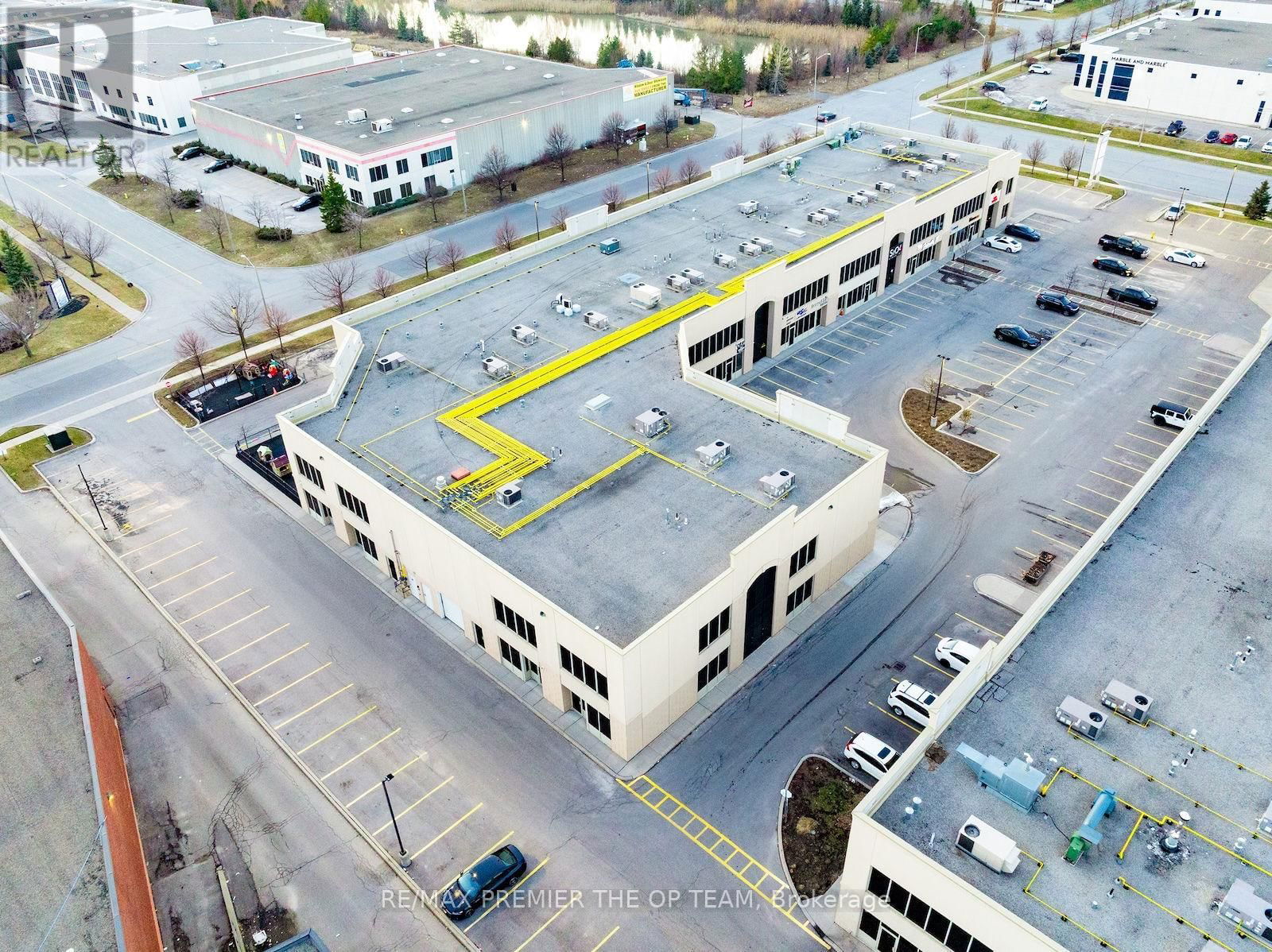 22 - 8750 JANE STREET Image 9