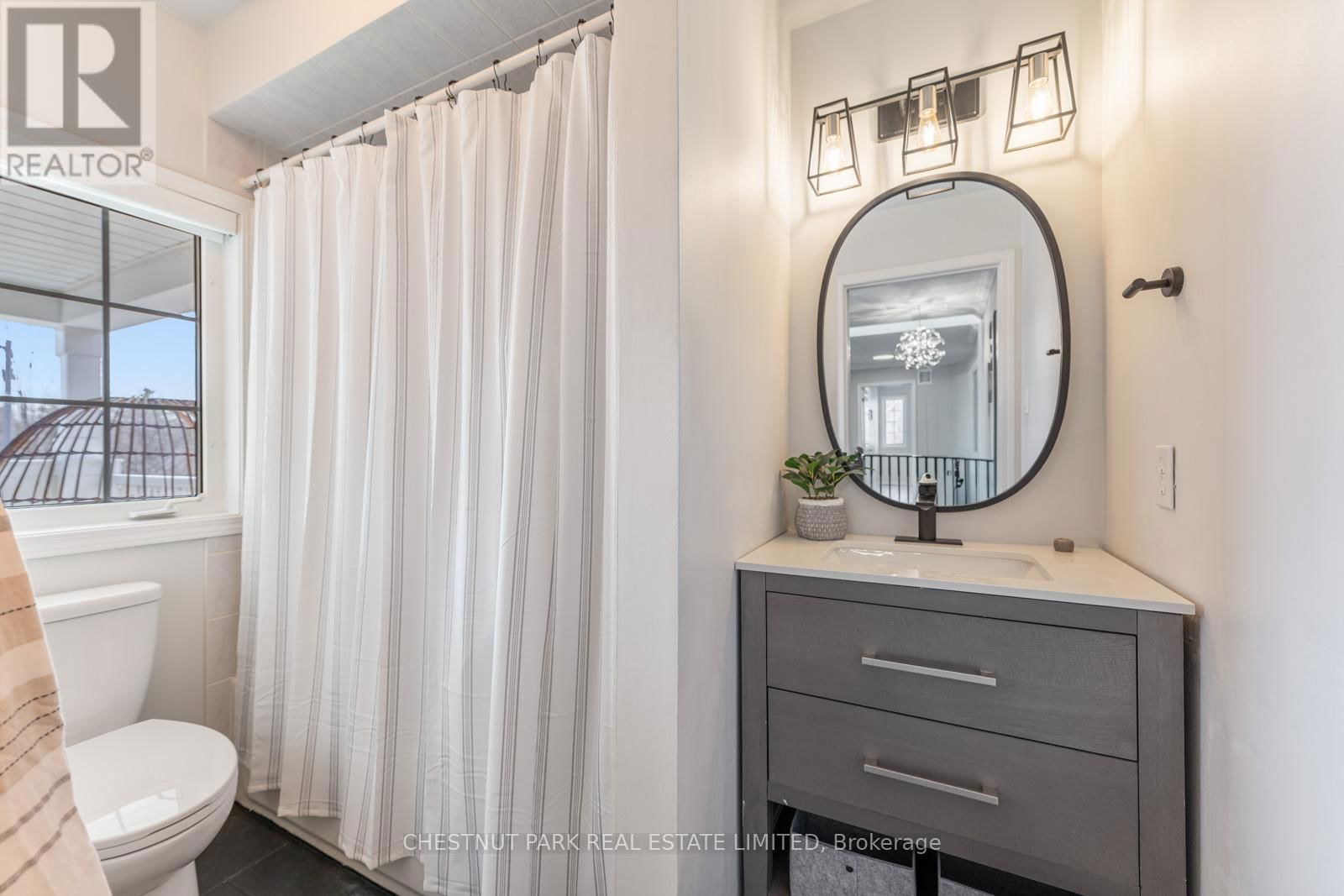 122 HERREMA BOULEVARD Image 25