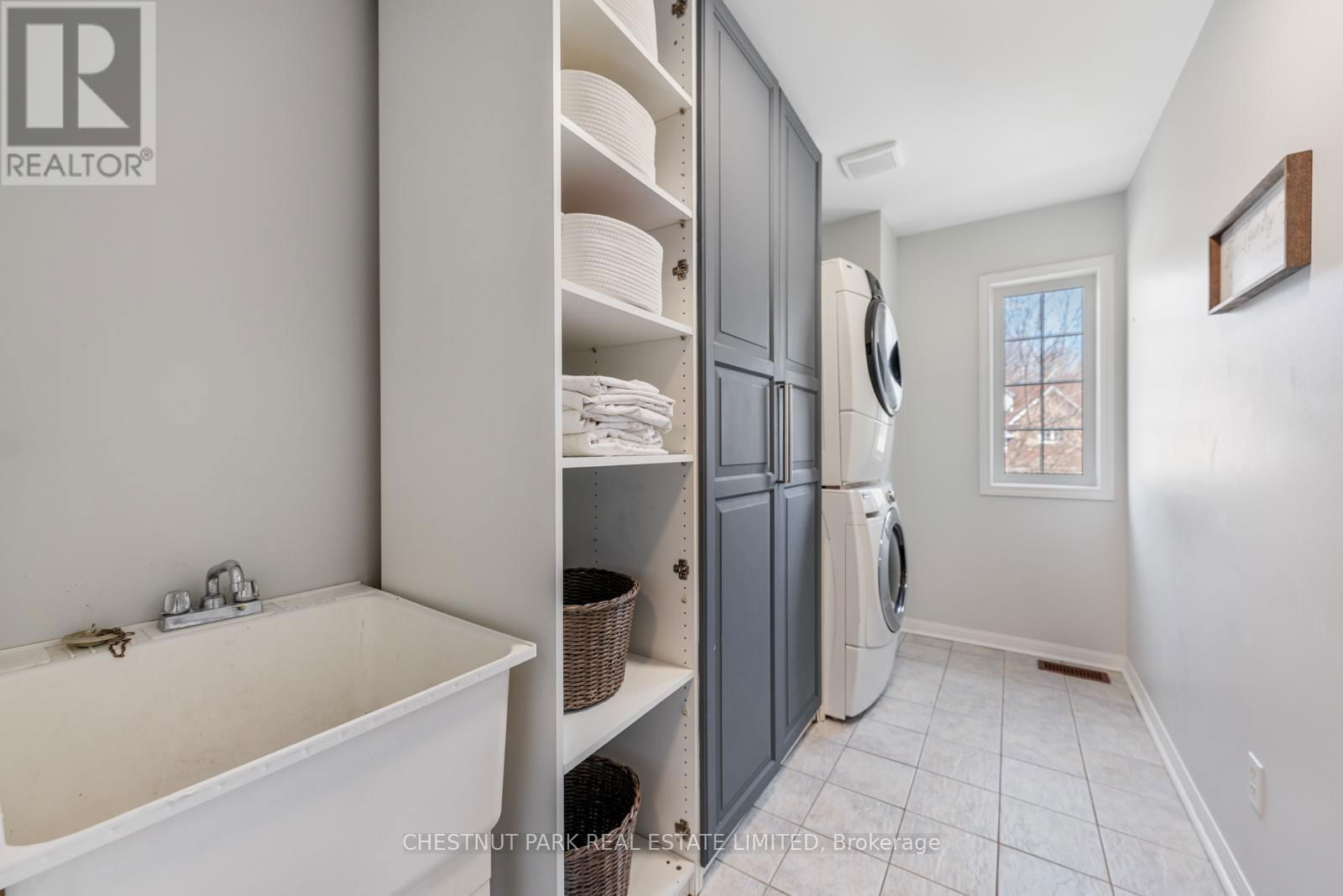 122 HERREMA BOULEVARD Image 35