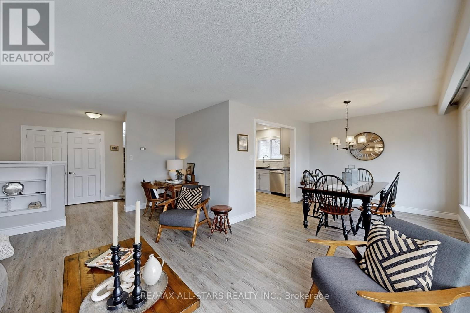 4 KIRTON COURT Image 11