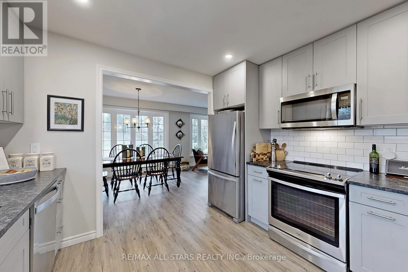 4 KIRTON COURT Image 18