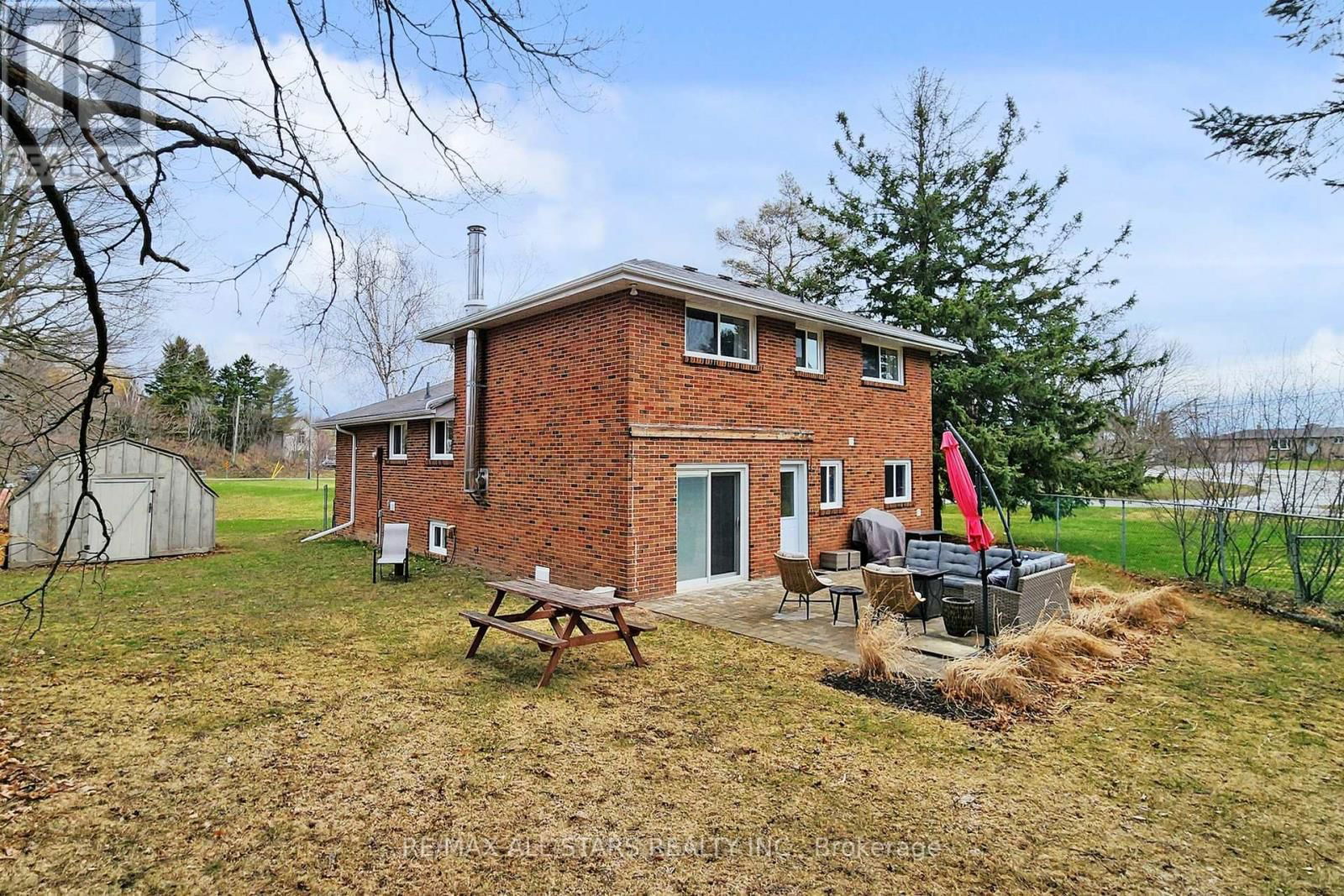 4 KIRTON COURT Image 3