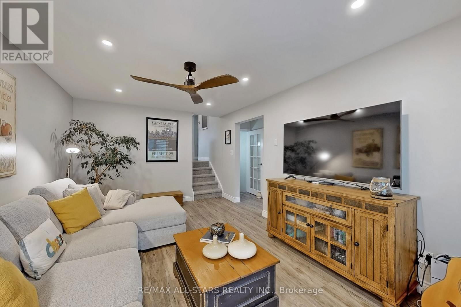 4 KIRTON COURT Image 31