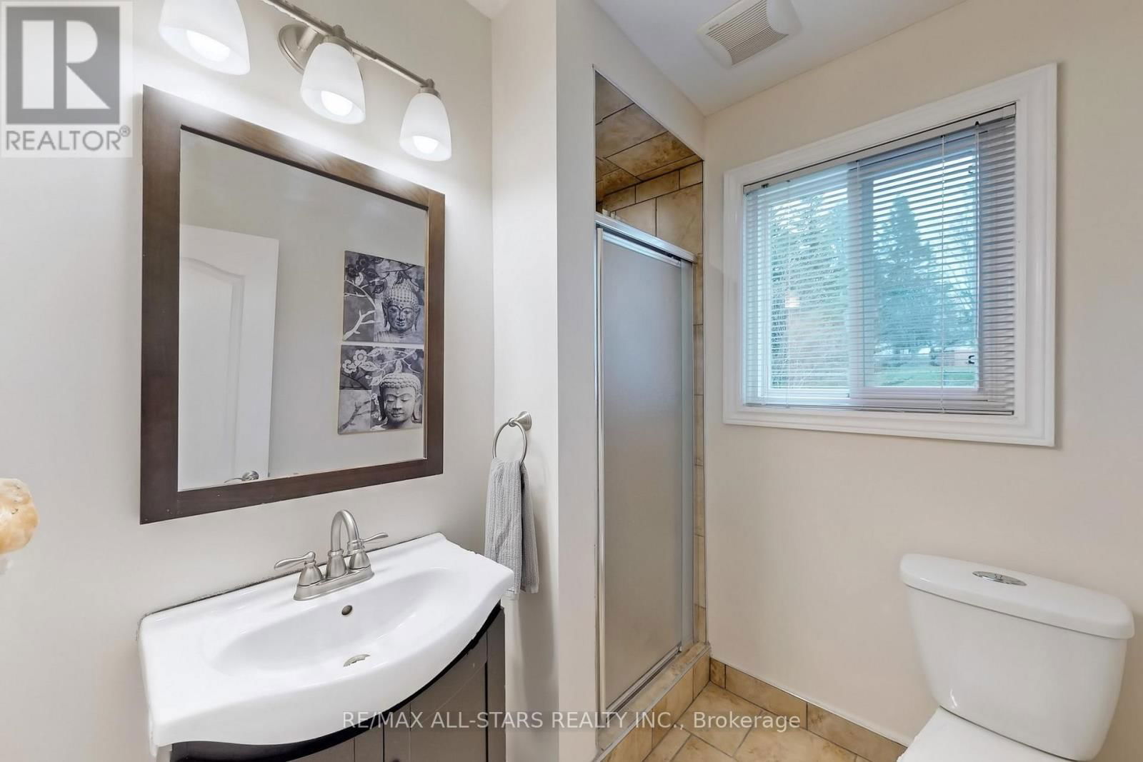 4 KIRTON COURT Image 35