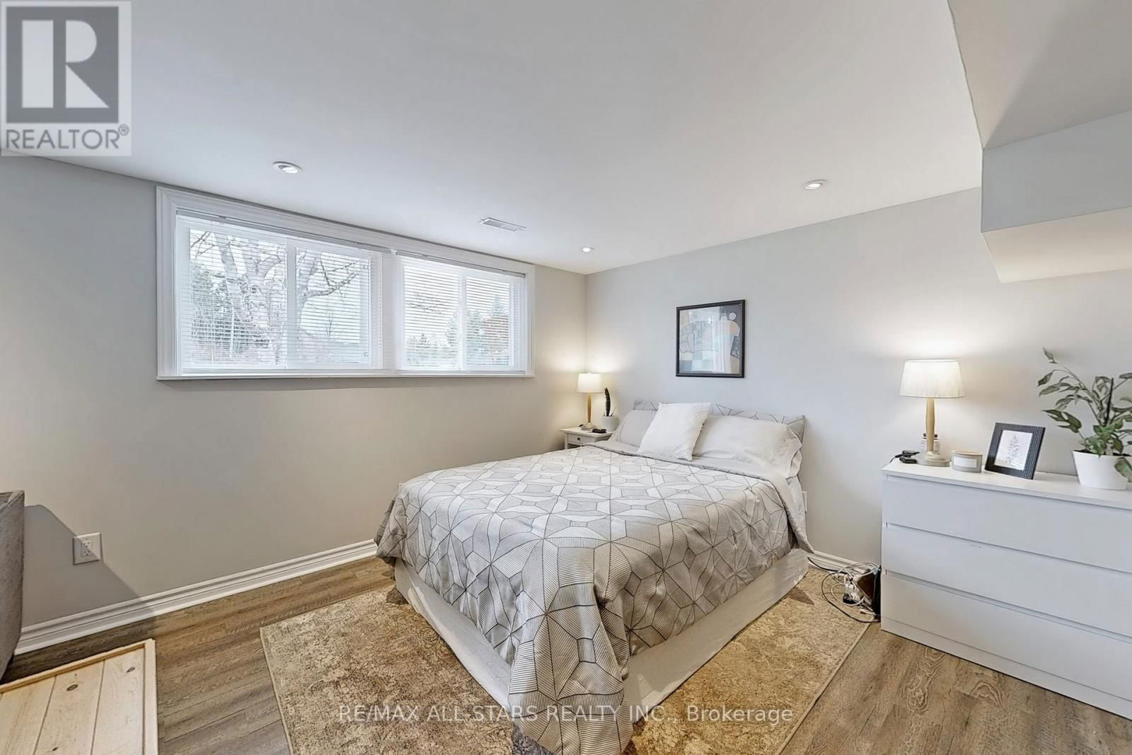 4 KIRTON COURT Image 41