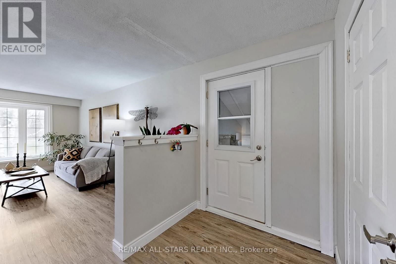4 KIRTON COURT Image 5