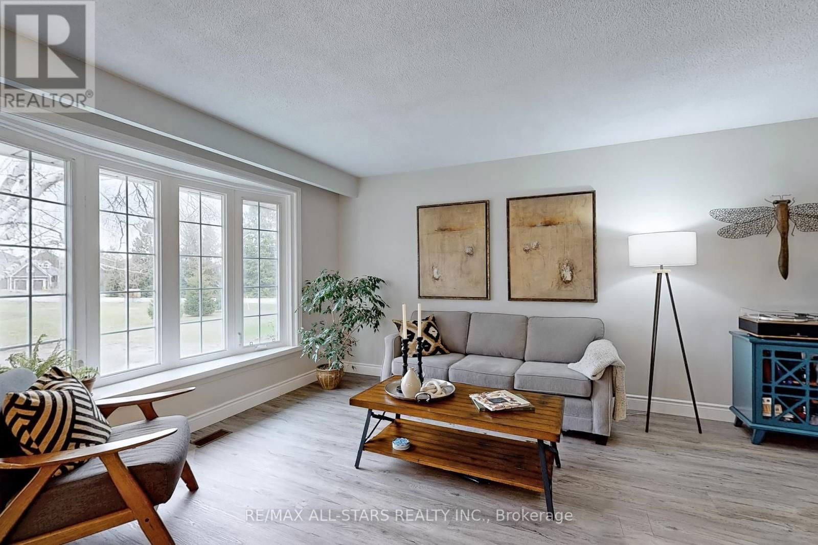 4 KIRTON COURT Image 8