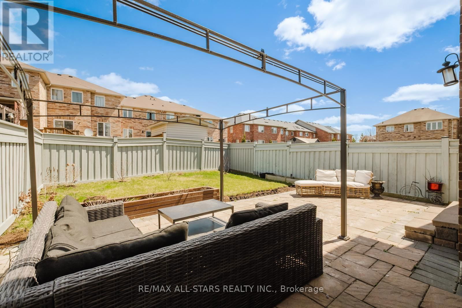 19 CORONET STREET Image 41