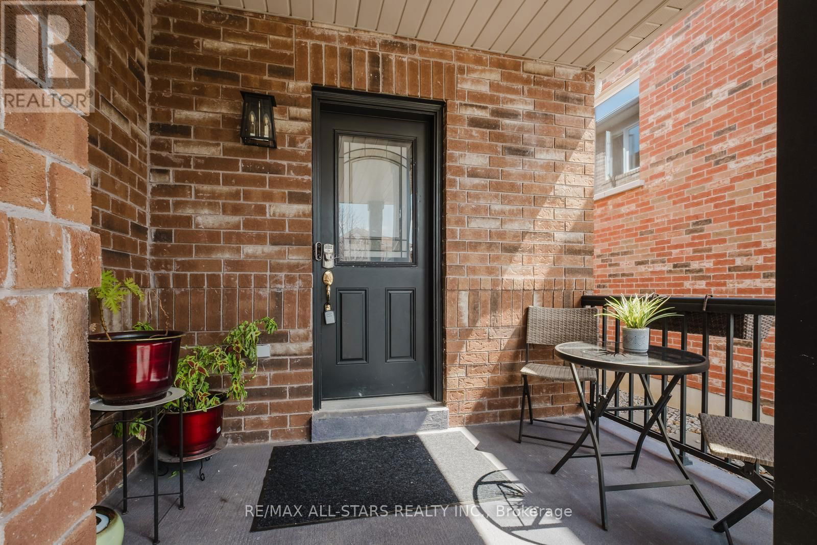 19 CORONET STREET Image 7