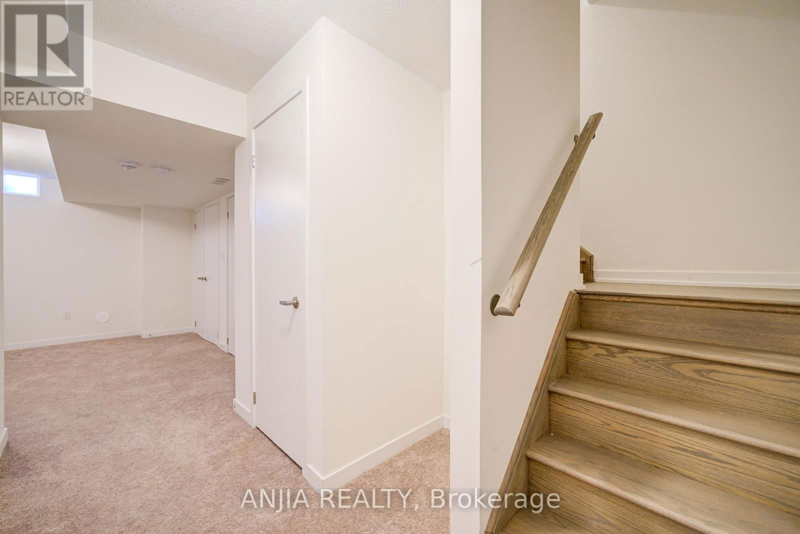 46 ARMILLO PLACE Image 12