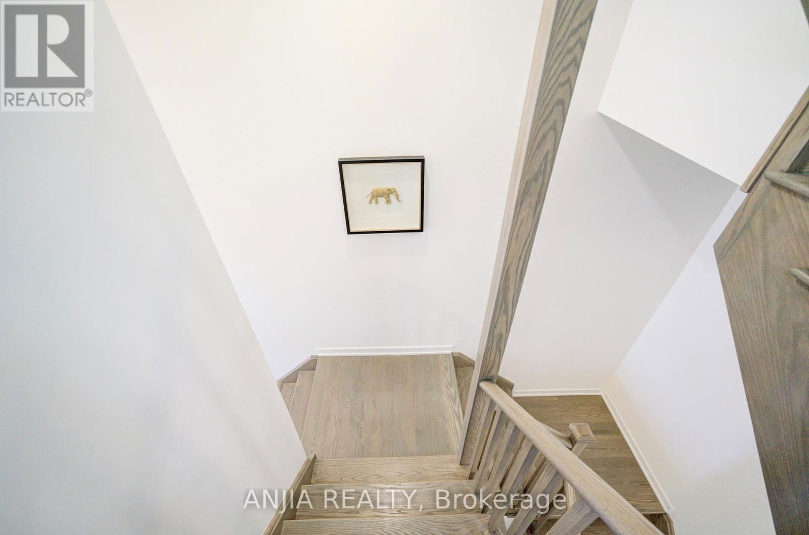 46 ARMILLO PLACE Image 15