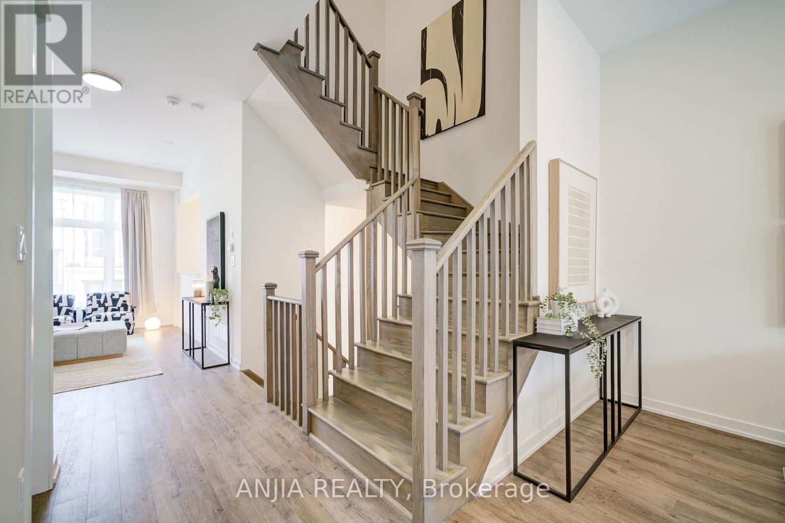 46 ARMILLO PLACE Image 20