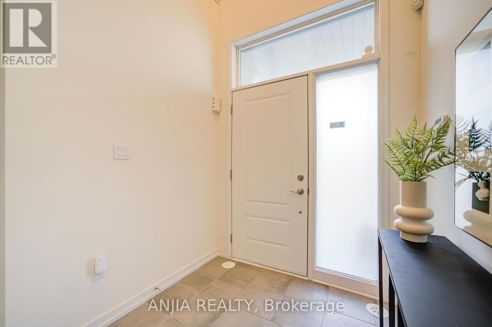 46 ARMILLO PLACE Image 4