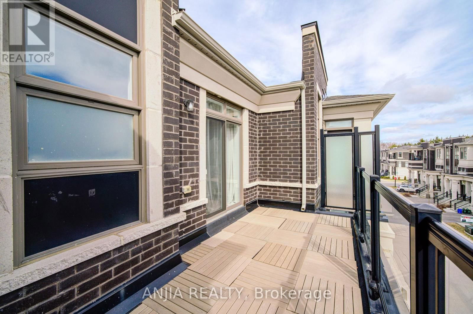 46 ARMILLO PLACE Image 45