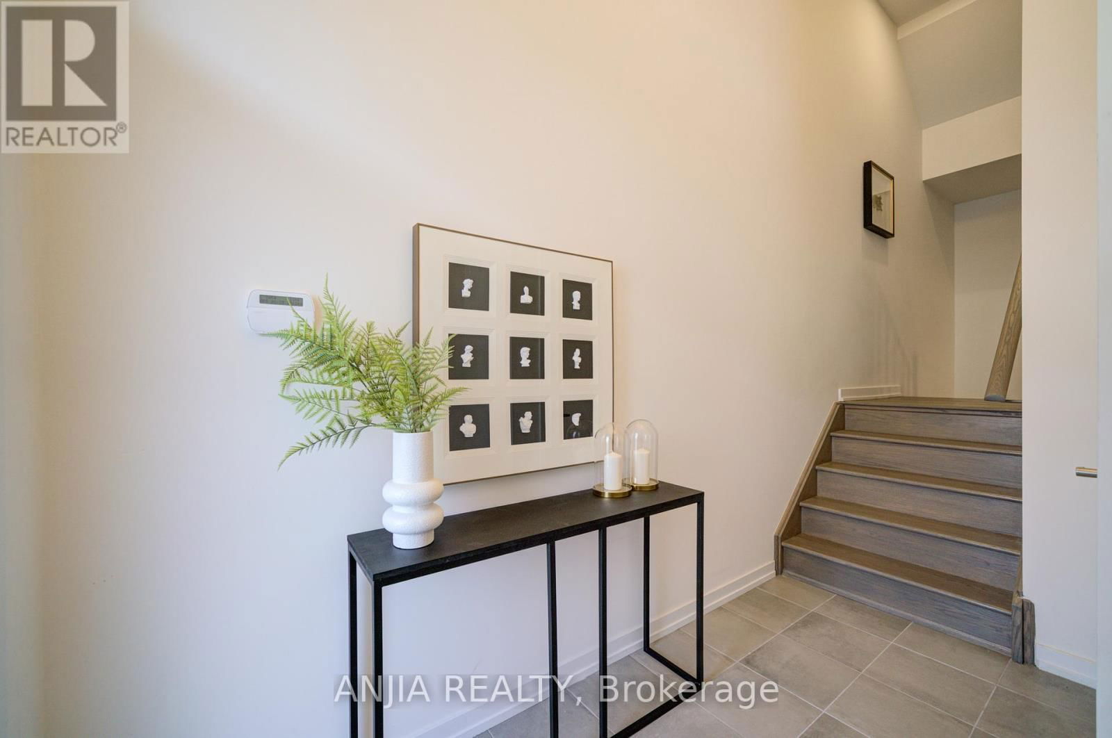 46 ARMILLO PLACE Image 5