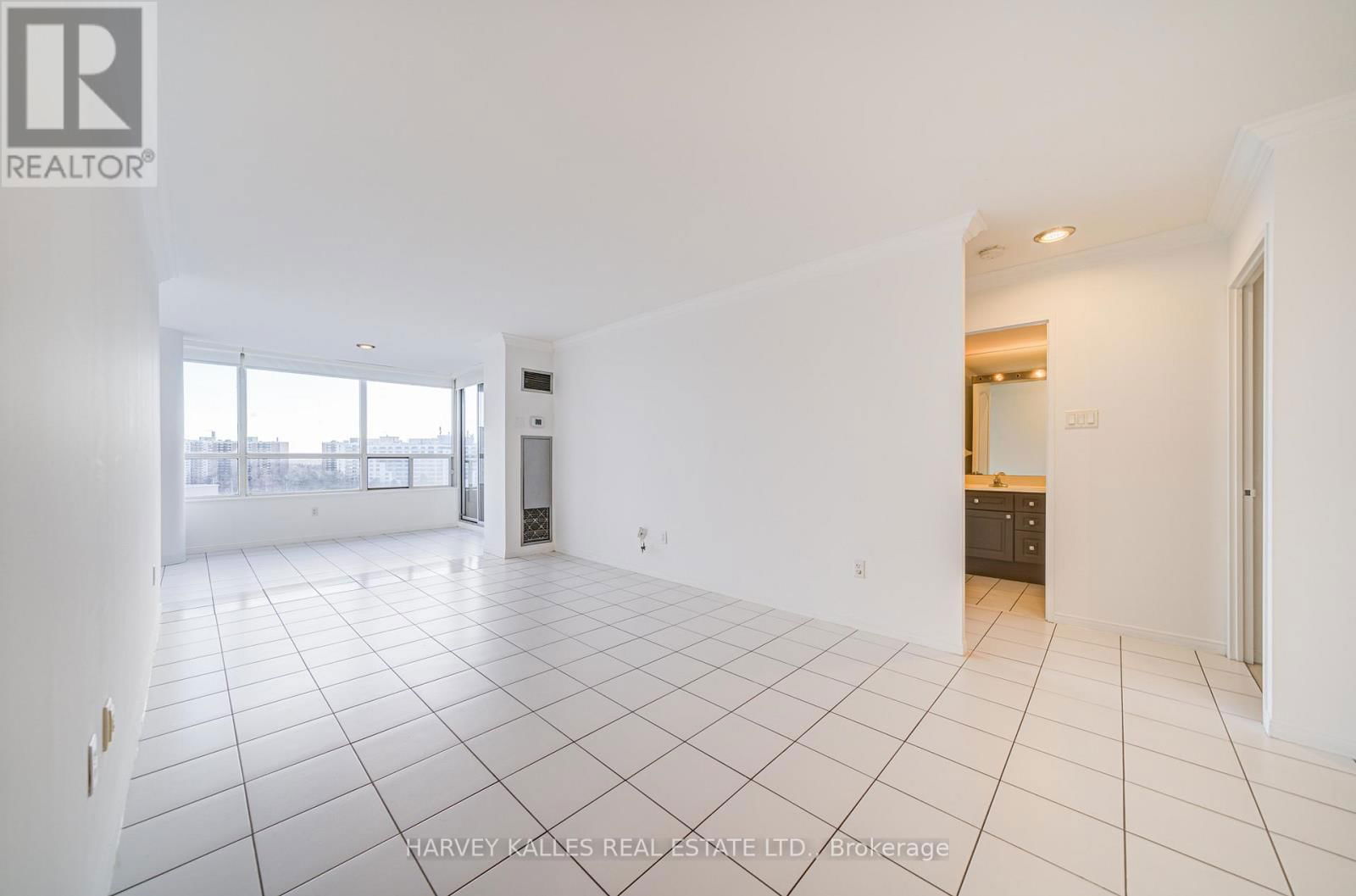 1204 - 11 TOWNSGATE DRIVE Image 11