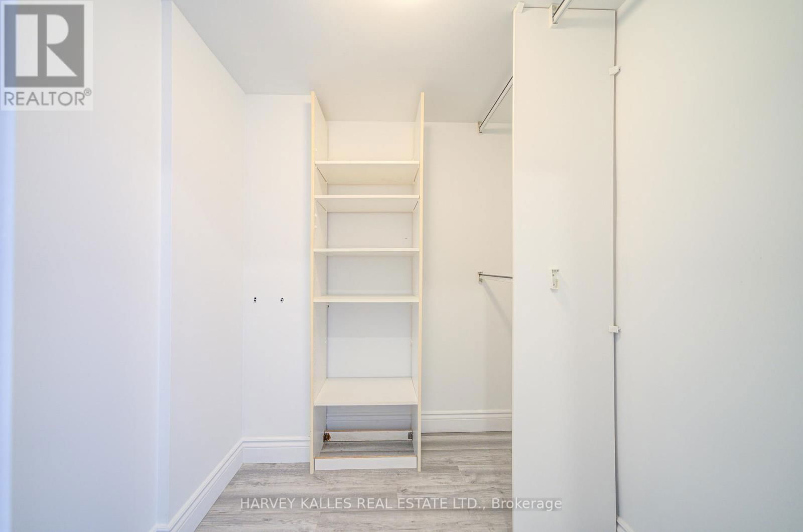 1204 - 11 TOWNSGATE DRIVE Image 29