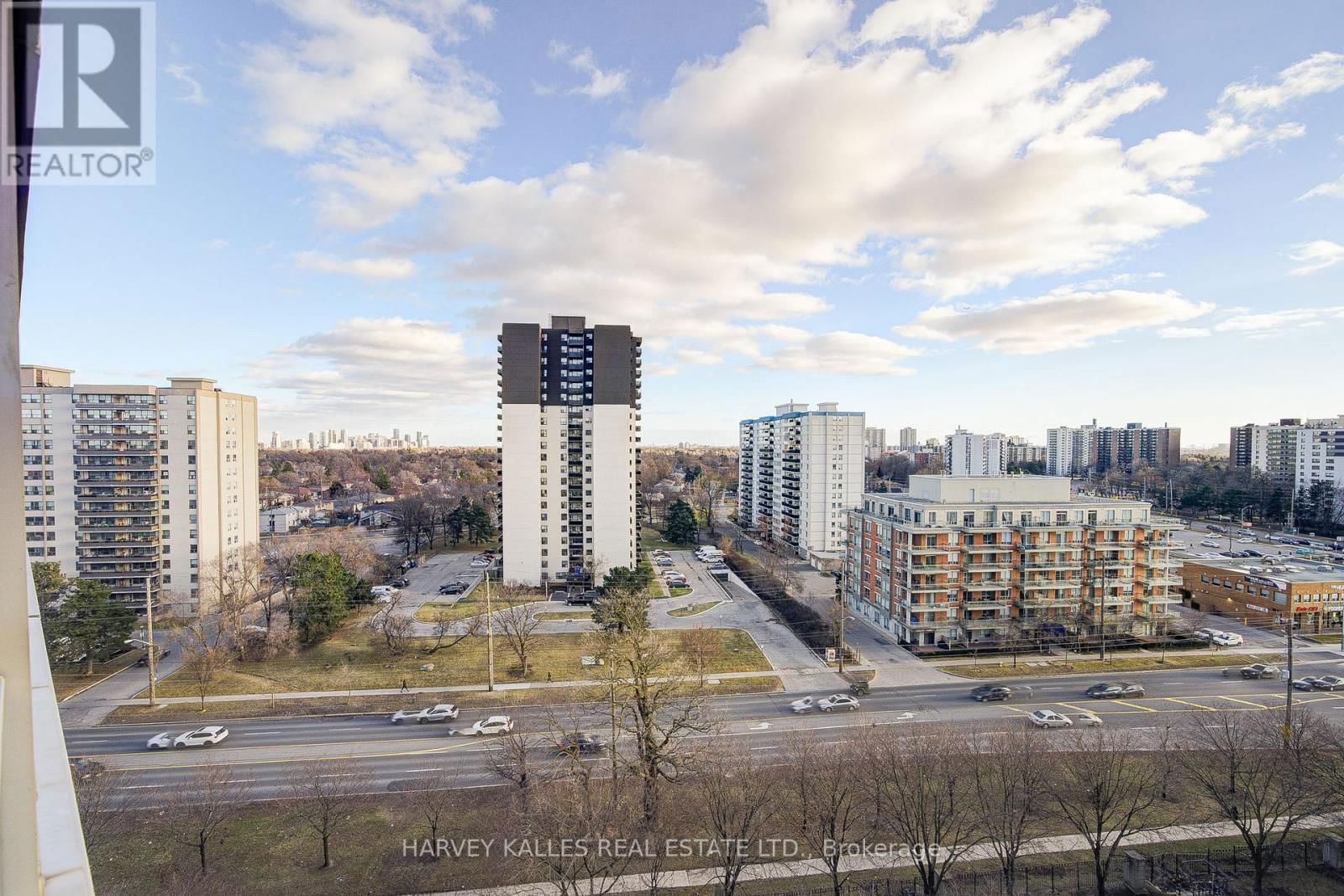 1204 - 11 TOWNSGATE DRIVE Image 43