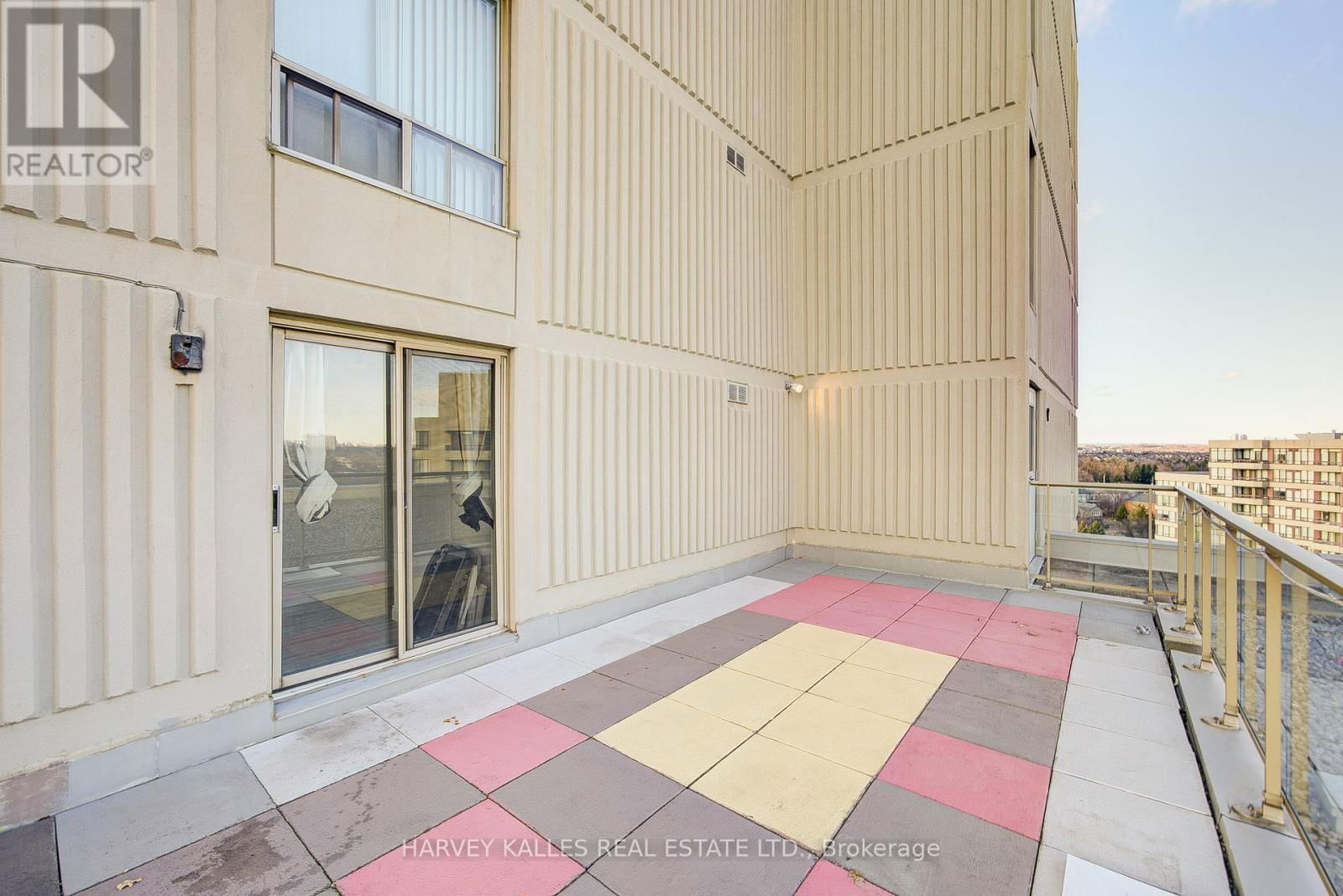 1204 - 11 TOWNSGATE DRIVE Image 44