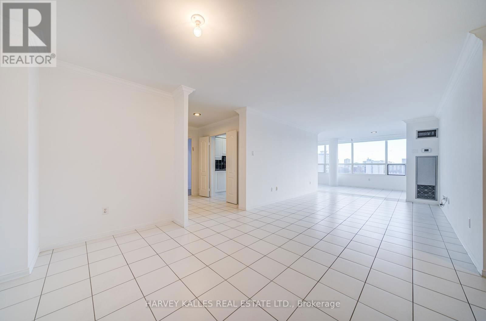 1204 - 11 TOWNSGATE DRIVE Image 8