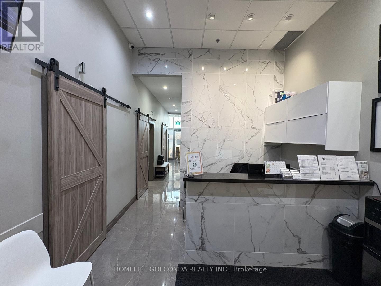 116 - 7163 YONGE STREET Image 1